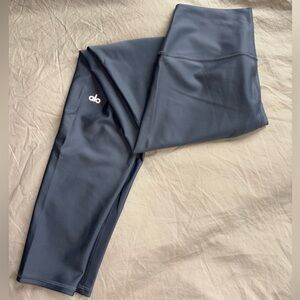 ALO Yoga Women’s Slate Gray Charcoal Leggings